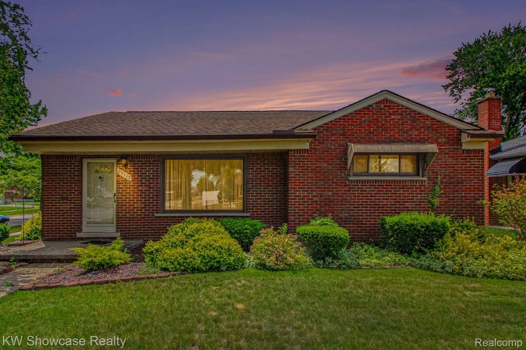 29115 Westfield Street Livonia City MI 48150