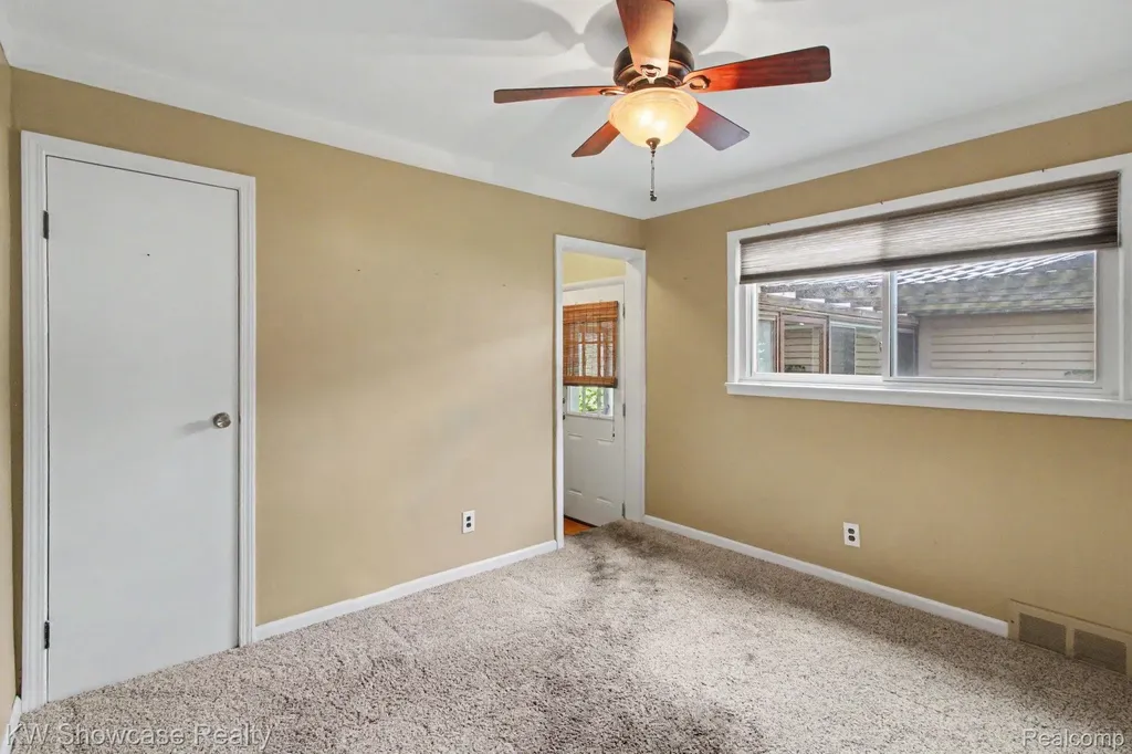 29115 Westfield Street Livonia City MI 48150