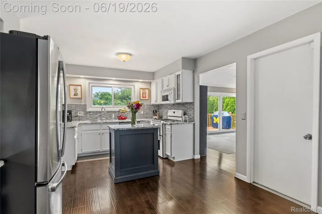 45209 Saltz Road Canton Charter Township MI 48187