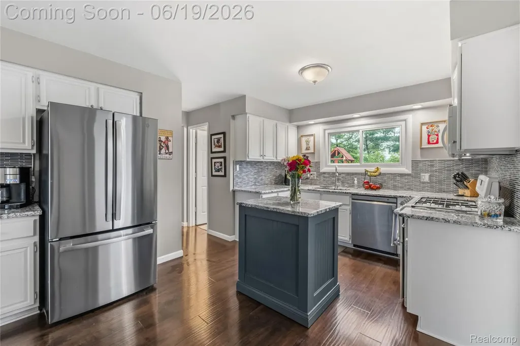 45209 Saltz Road Canton Charter Township MI 48187