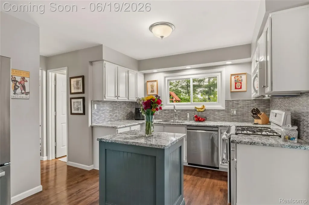 45209 Saltz Road Canton Charter Township MI 48187