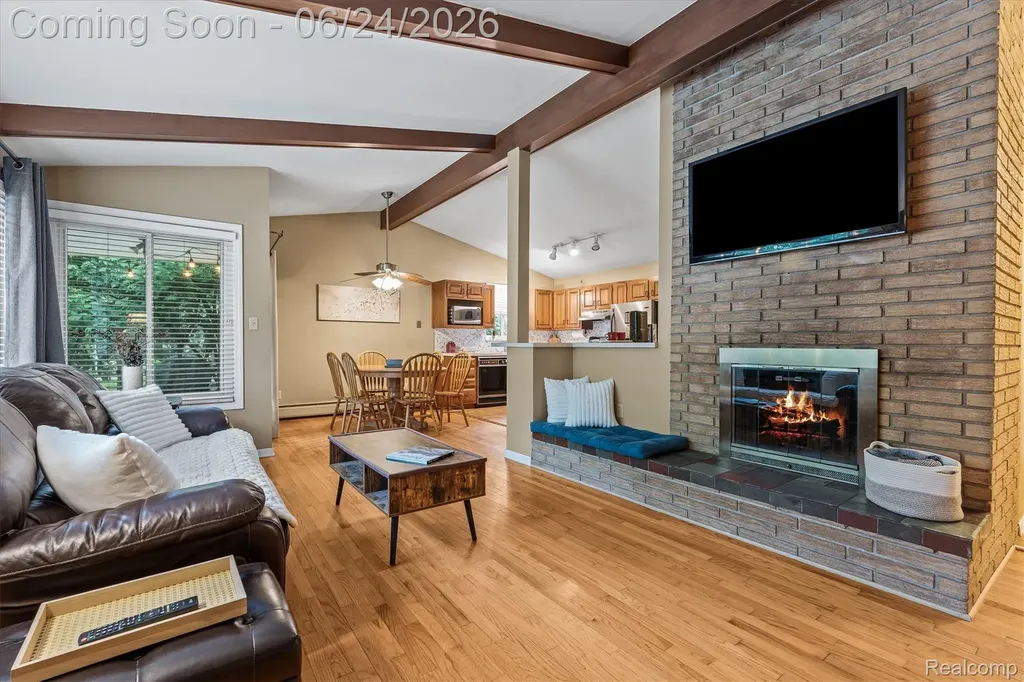 14196 Loveland Street Livonia City MI 48154