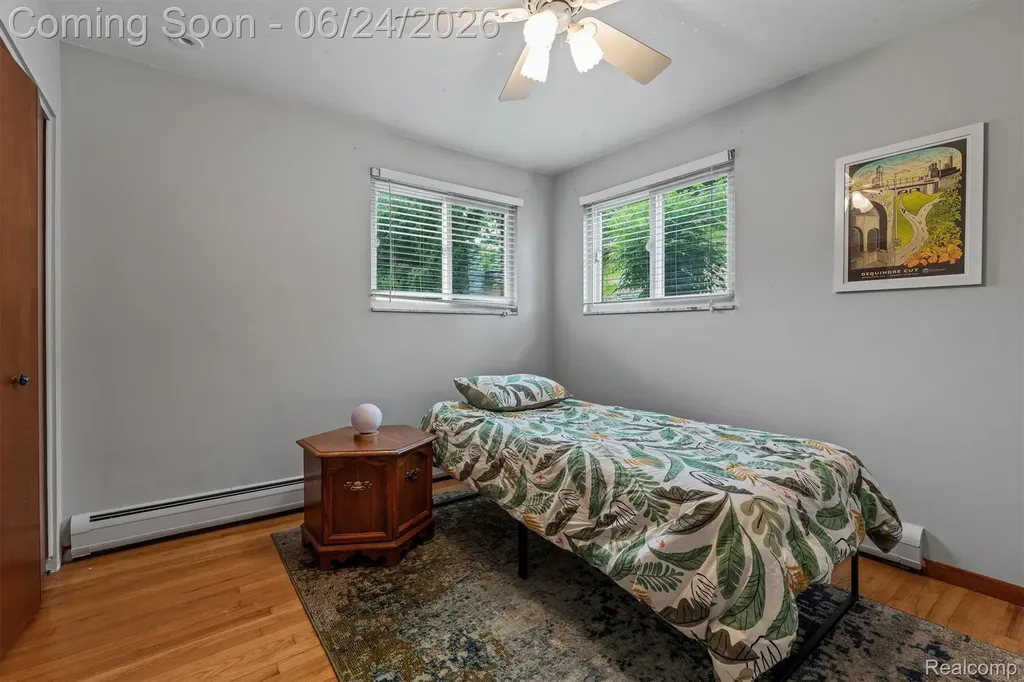 14196 Loveland Street Livonia City MI 48154
