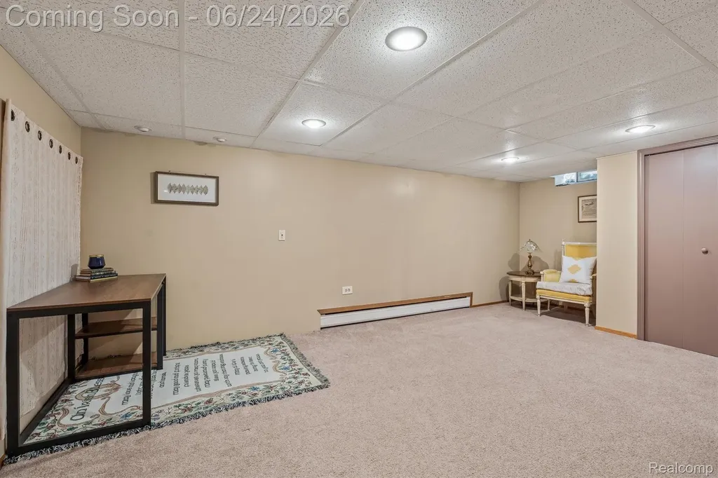 14196 Loveland Street Livonia City MI 48154