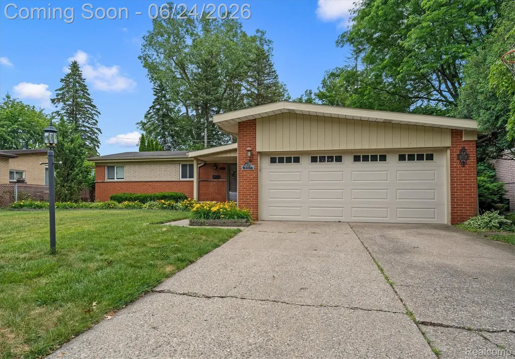 14196 Loveland Street Livonia City MI 48154