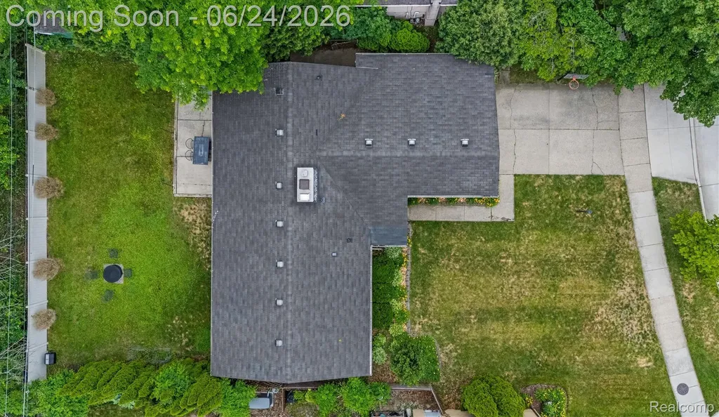 14196 Loveland Street Livonia City MI 48154