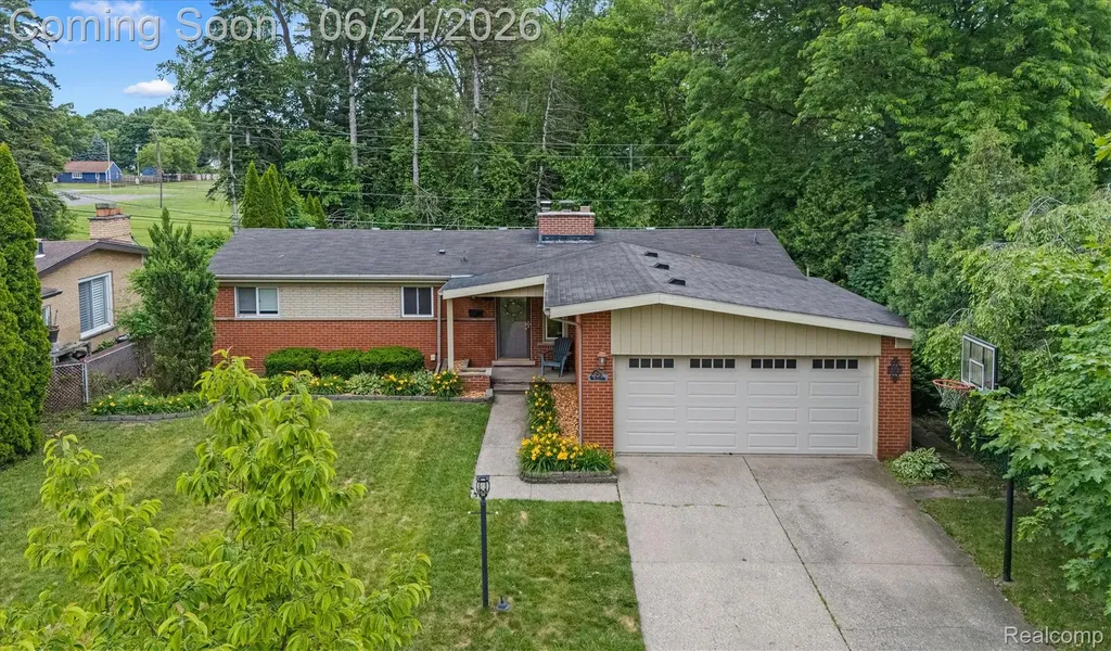 14196 Loveland Street Livonia City MI 48154