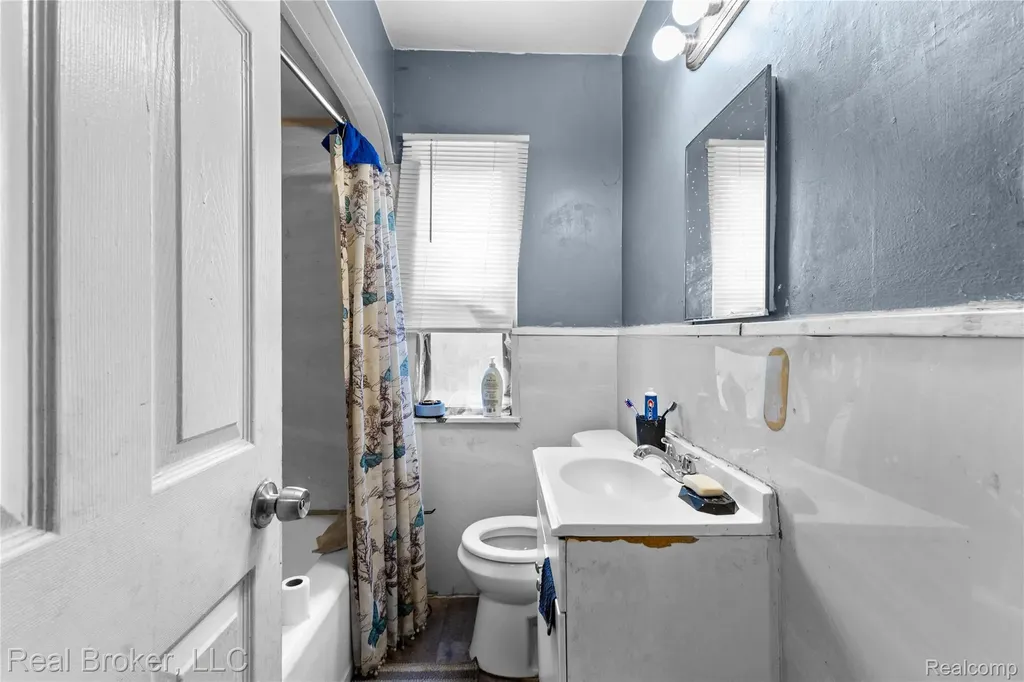 19332 Westphalia Street Detroit City MI 48205