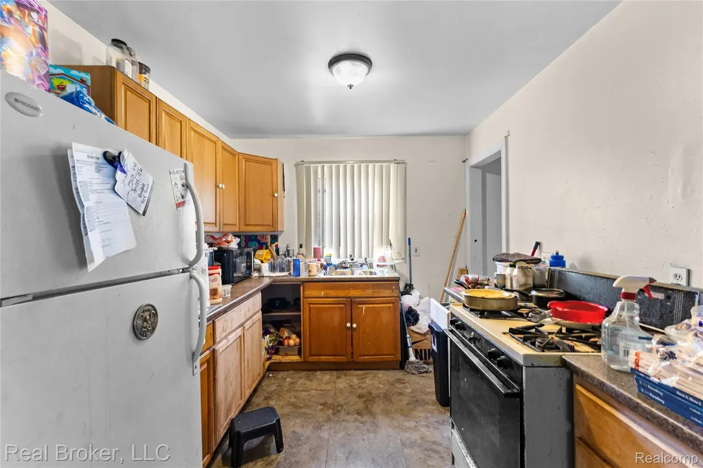 19332 Westphalia Street Detroit City MI 48205