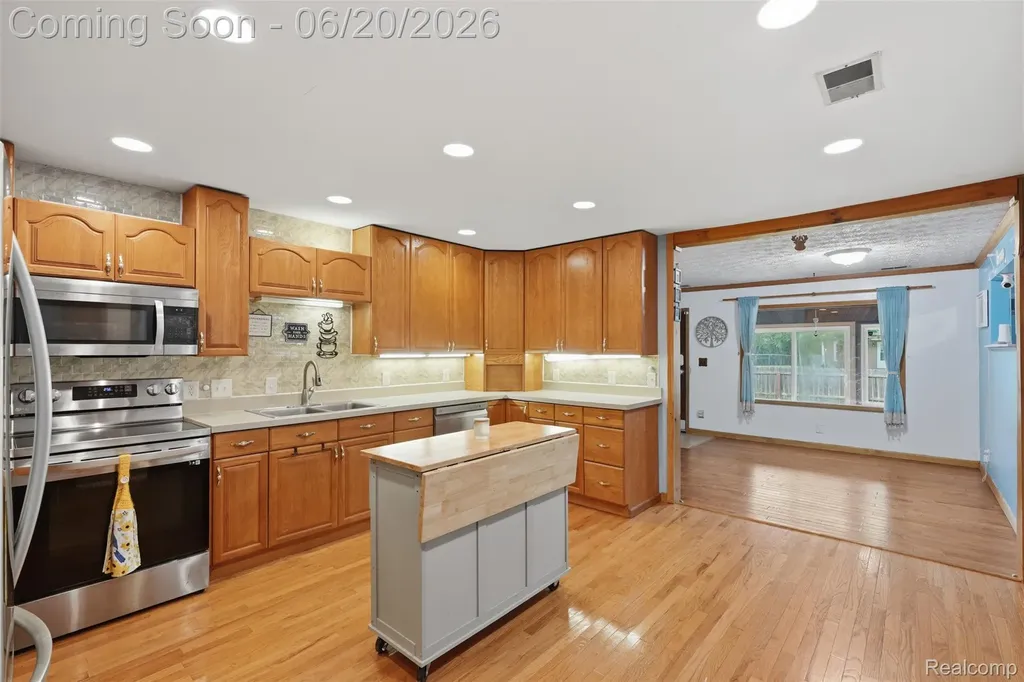 3604 Minton Road Lake Orion Village MI 48359