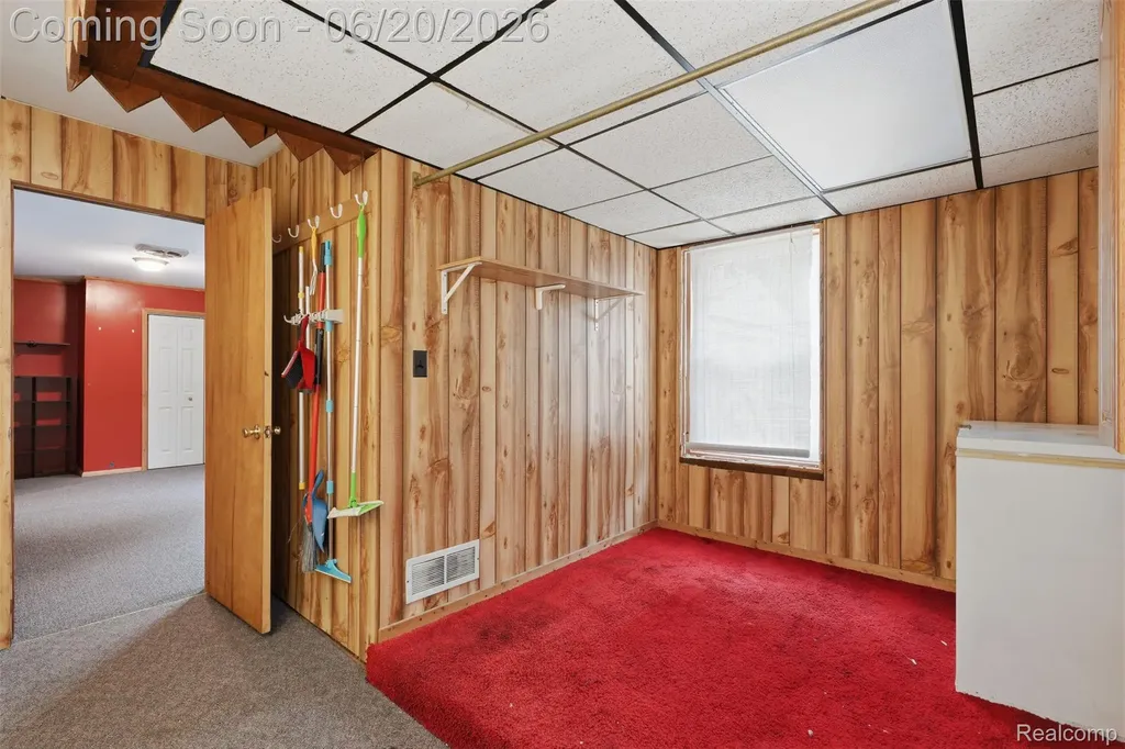 3604 Minton Road Lake Orion Village MI 48359