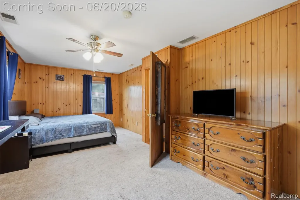 3604 Minton Road Lake Orion Village MI 48359