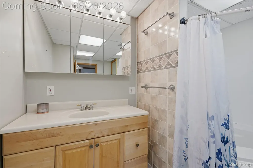 3604 Minton Road Lake Orion Village MI 48359