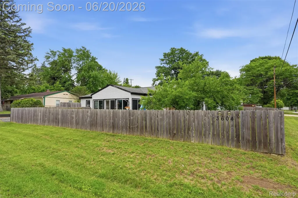 3604 Minton Road Lake Orion Village MI 48359