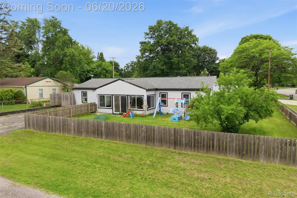 3604 Minton Road Lake Orion Village MI 48359