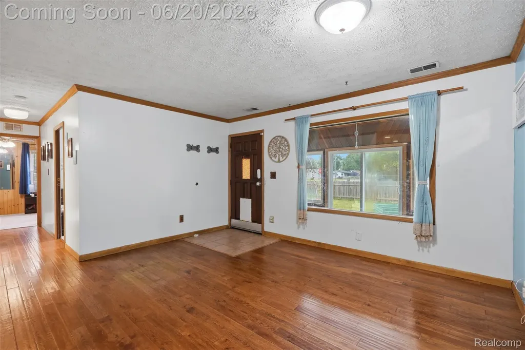 3604 Minton Road Lake Orion Village MI 48359