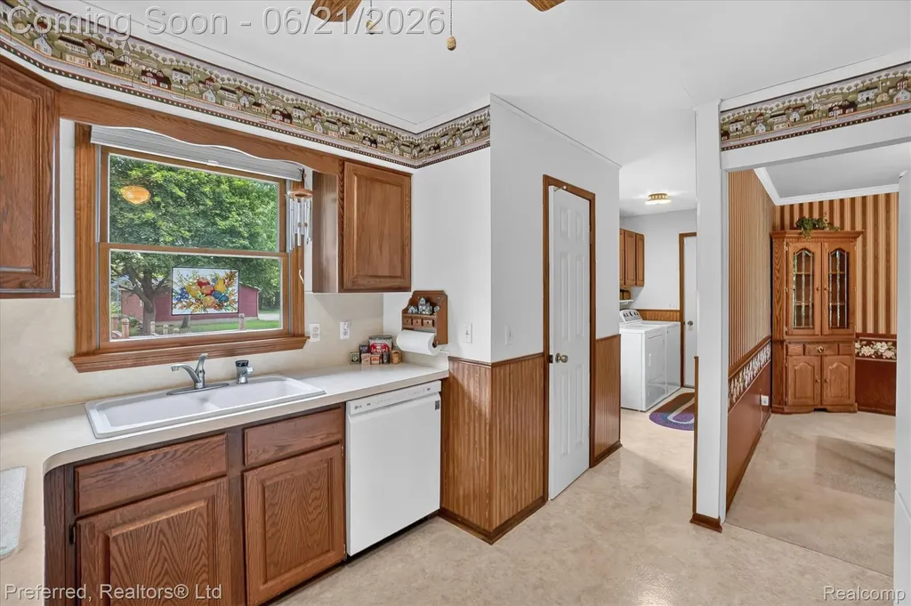 9065 E Richfield Road Richfield Township MI 48423