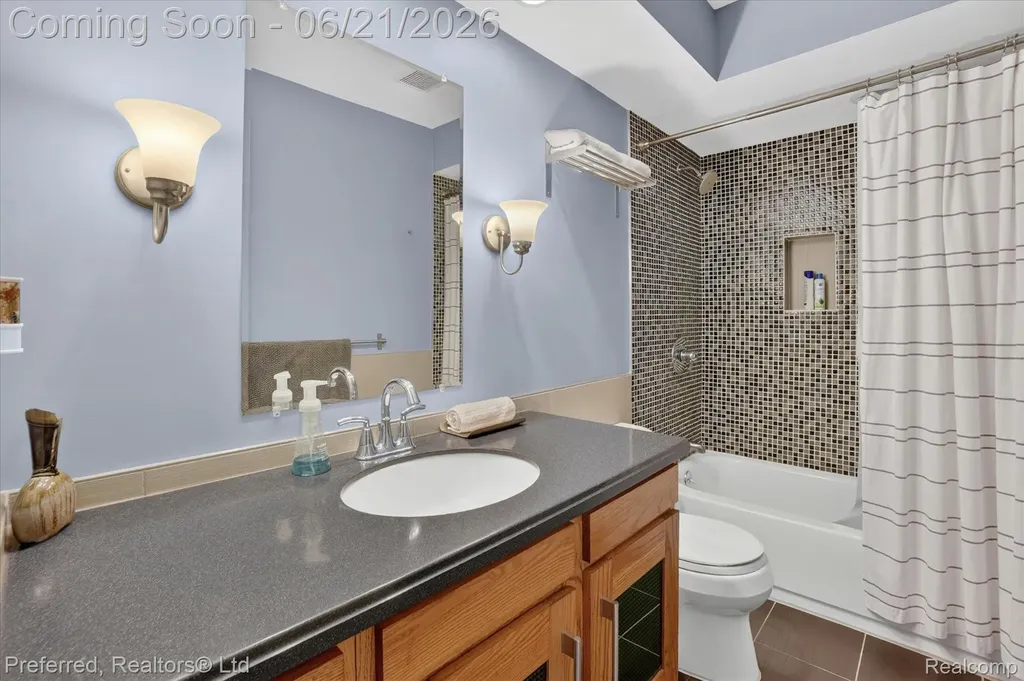 9065 E Richfield Road Richfield Township MI 48423