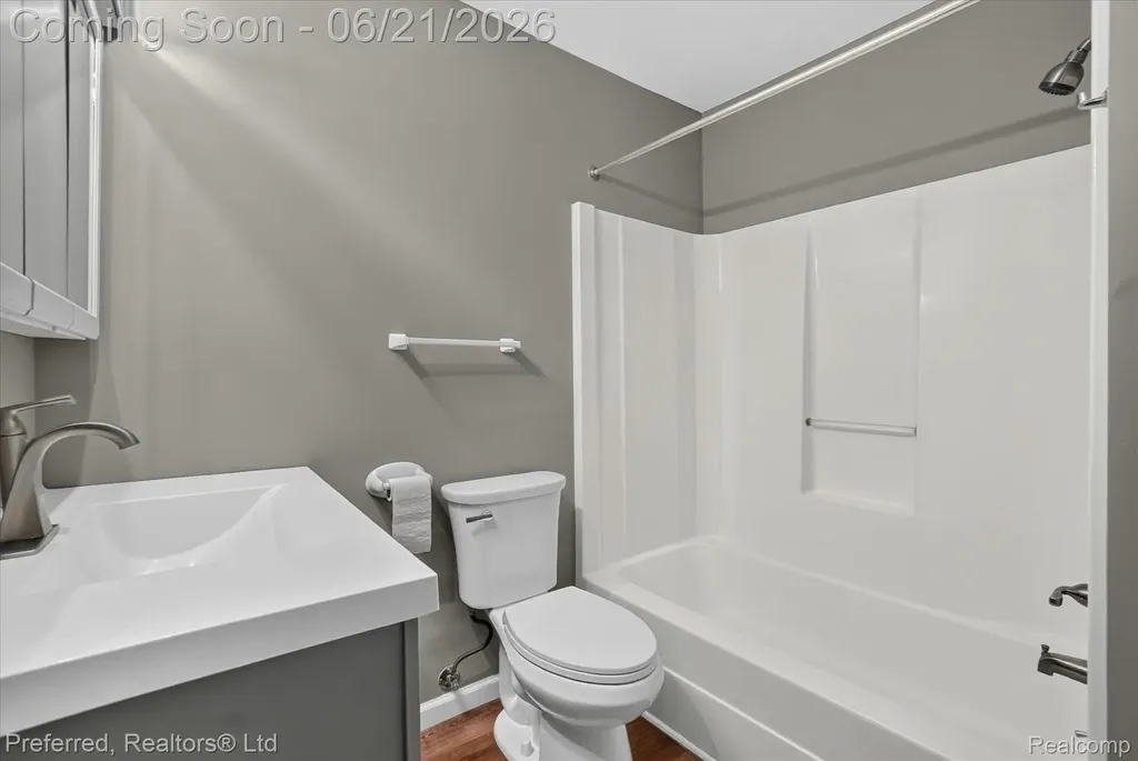 9065 E Richfield Road Richfield Township MI 48423