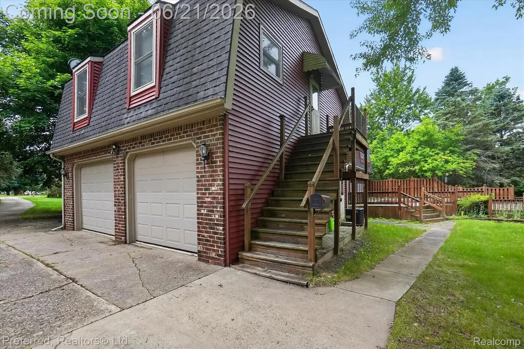 9065 E Richfield Road Richfield Township MI 48423
