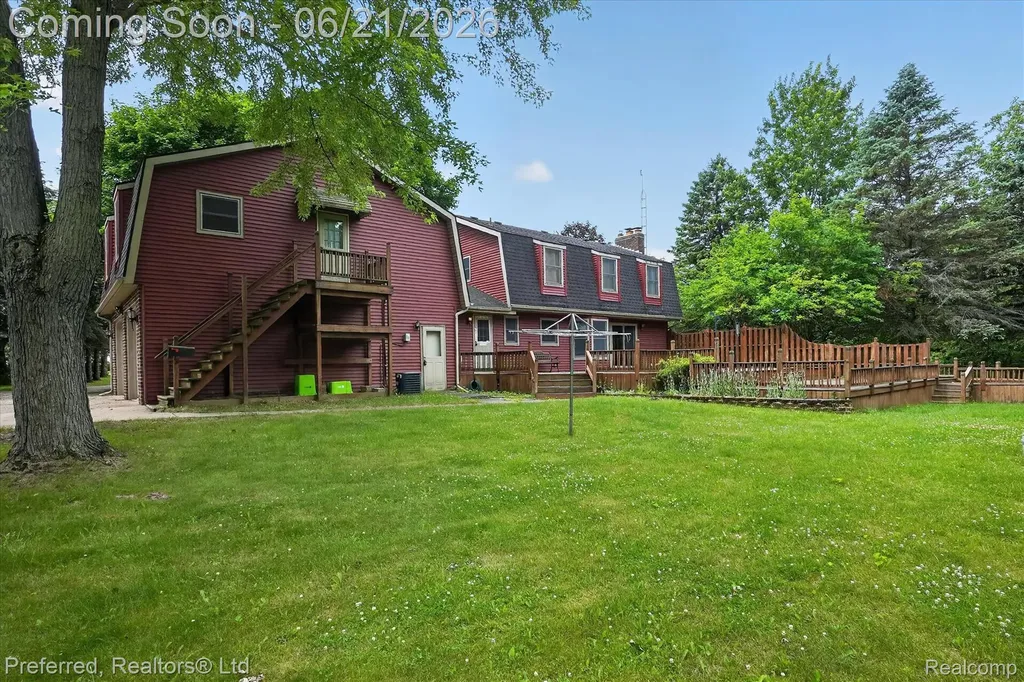 9065 E Richfield Road Richfield Township MI 48423