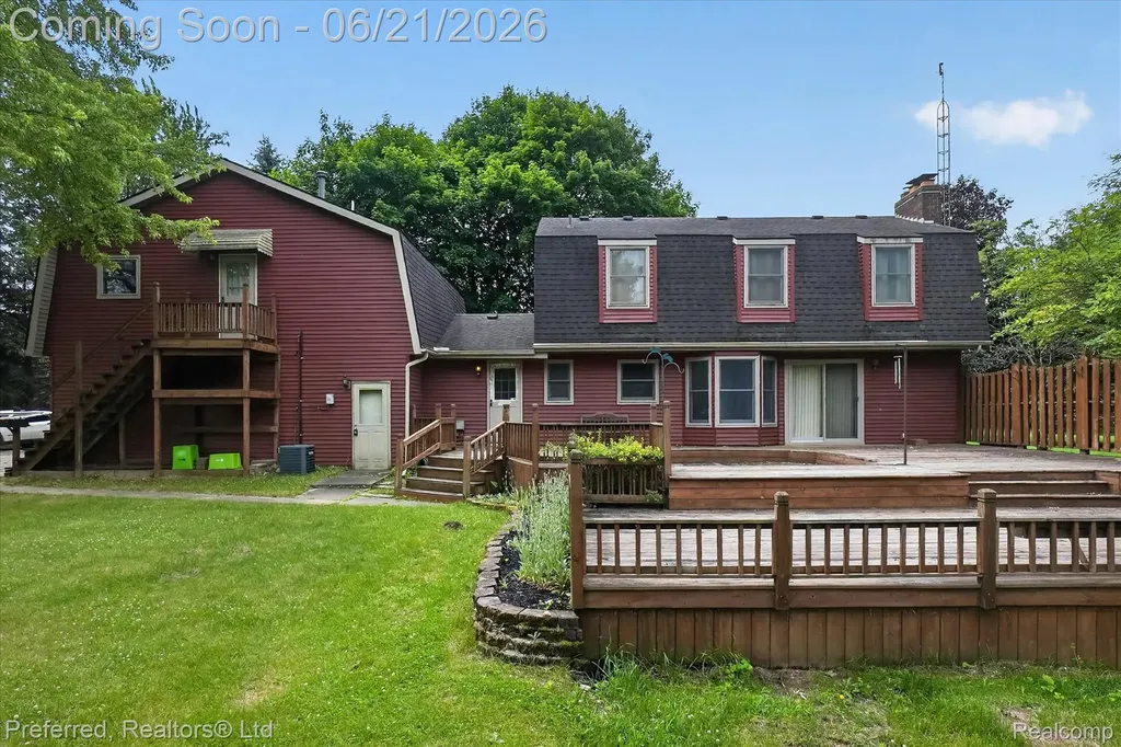 9065 E Richfield Road Richfield Township MI 48423