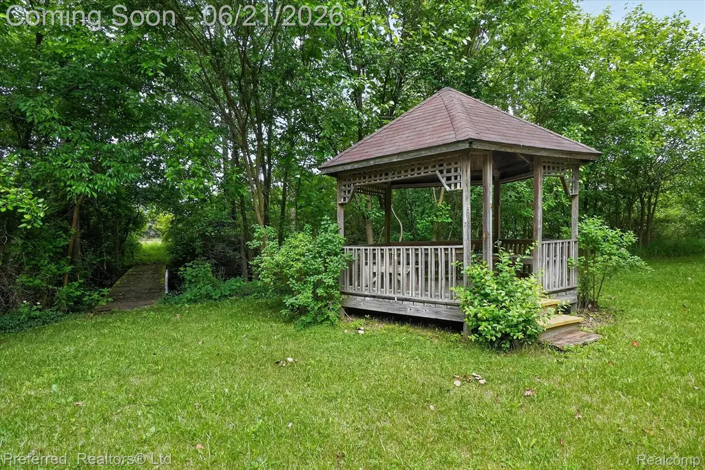 9065 E Richfield Road Richfield Township MI 48423