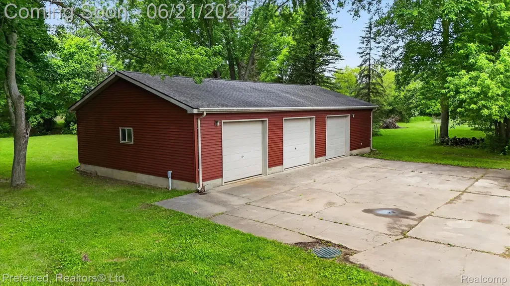 9065 E Richfield Road Richfield Township MI 48423