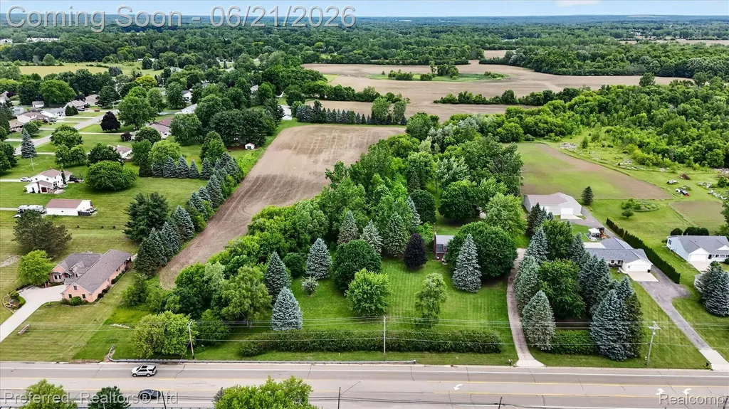 9065 E Richfield Road Richfield Township MI 48423