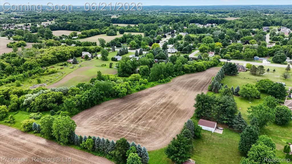 9065 E Richfield Road Richfield Township MI 48423