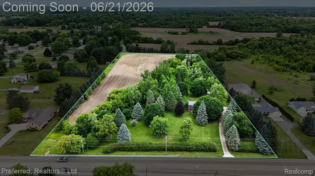 9065 E Richfield Road Richfield Township MI 48423