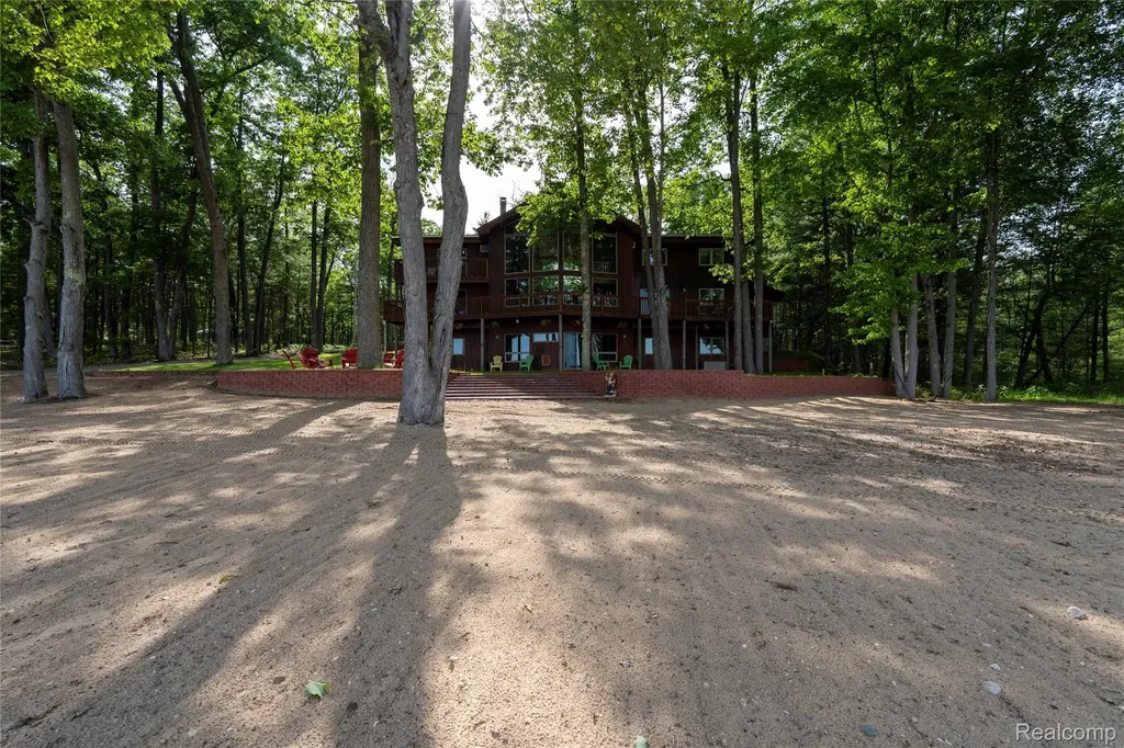 2300 Bliss Lane Plainfield Township MI 48748