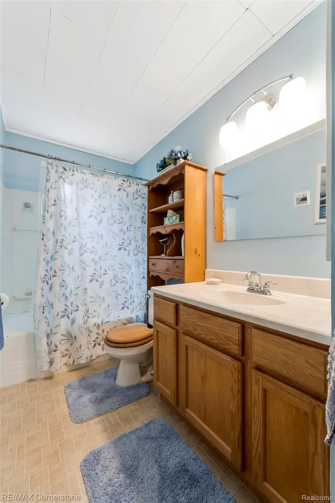 2161 Alanson Street Westland City MI 48186