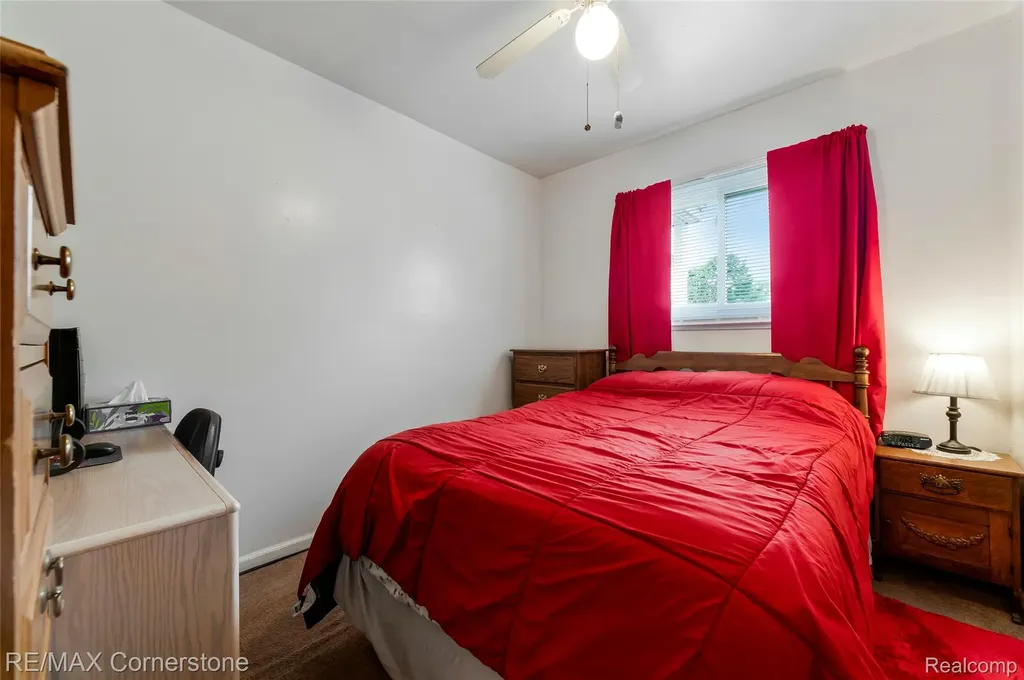 2161 Alanson Street Westland City MI 48186
