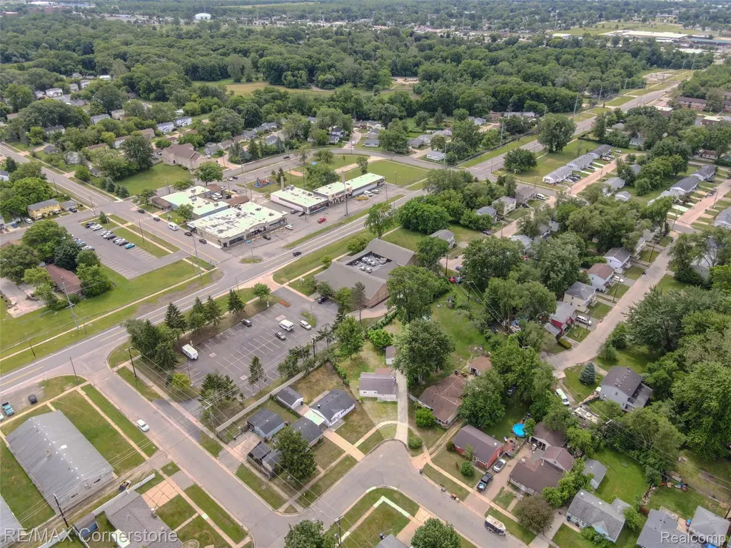 2161 Alanson Street Westland City MI 48186
