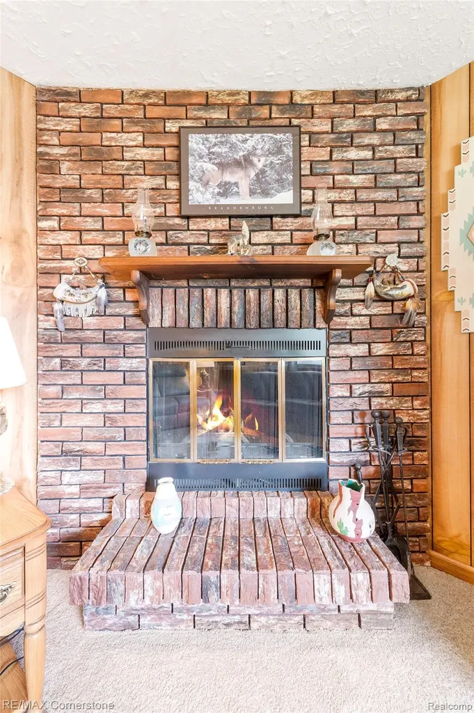 2161 Alanson Street Westland City MI 48186