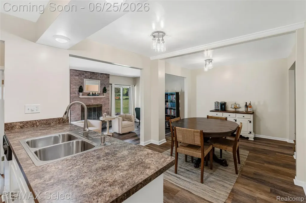 13031 Lockmoor Drive Grand Blanc City MI 48439