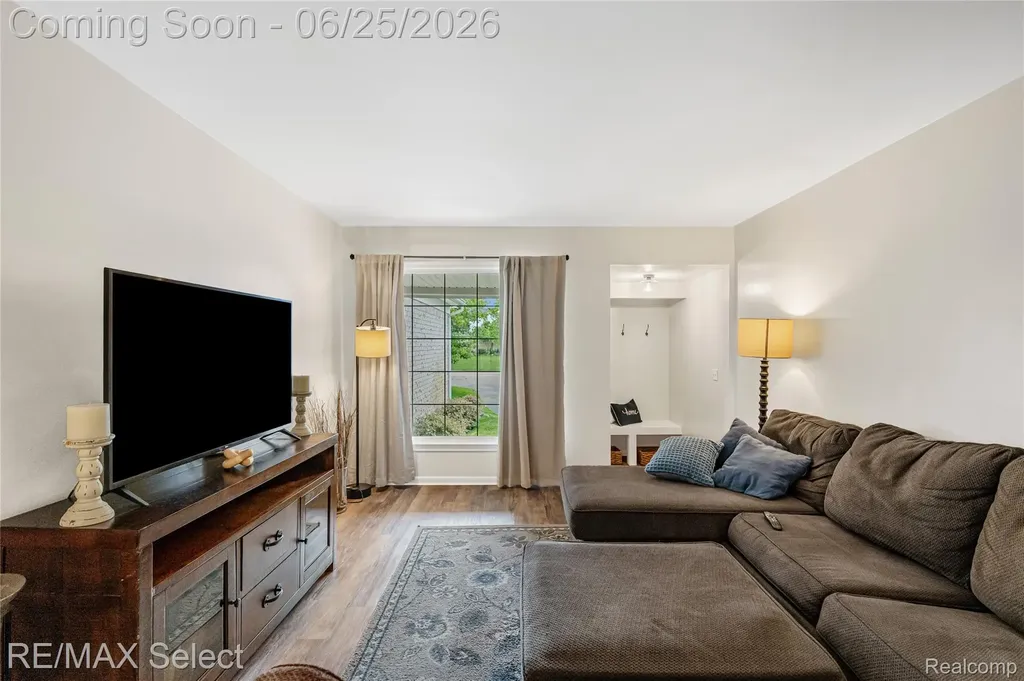 13031 Lockmoor Drive Grand Blanc City MI 48439