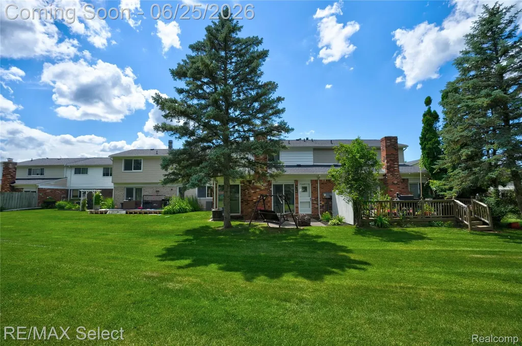13031 Lockmoor Drive Grand Blanc City MI 48439