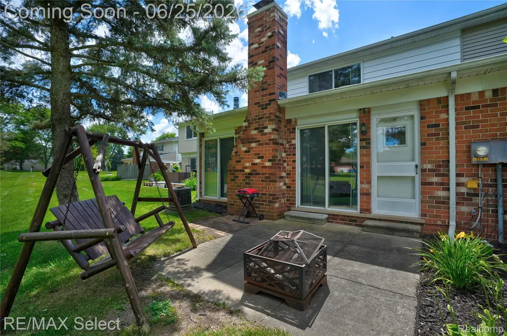 13031 Lockmoor Drive Grand Blanc City MI 48439