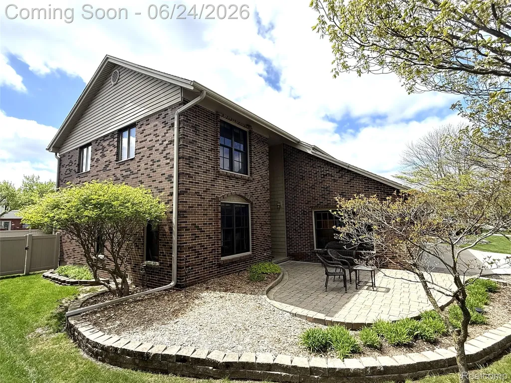 14667 Brookline Street Riverview City MI 48193