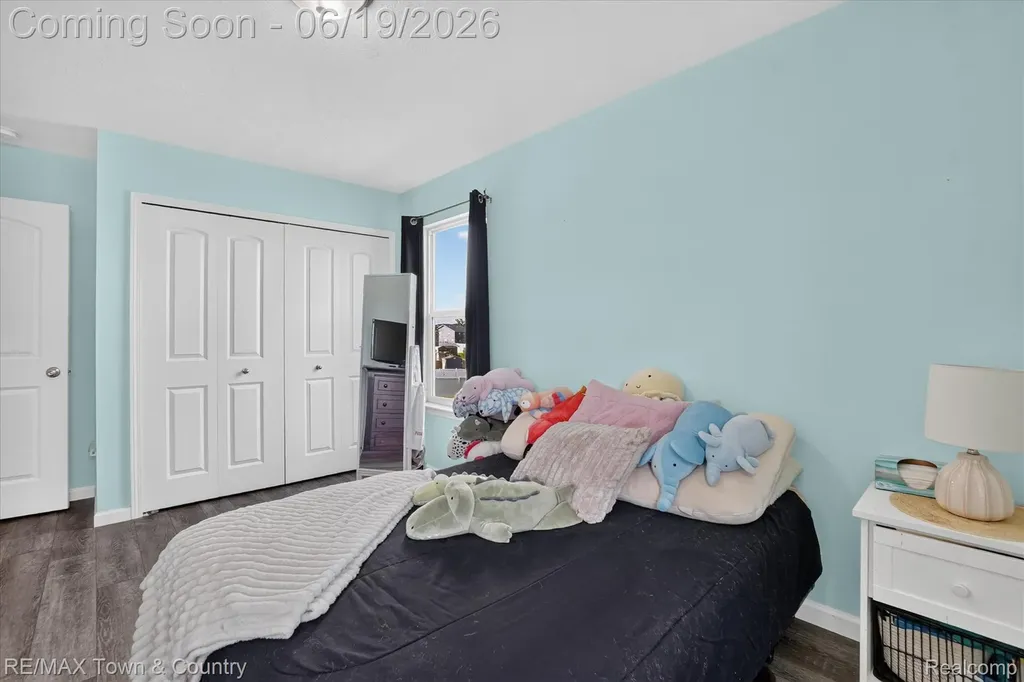 13148 River Rock Pass Fenton Charter Township MI 48451