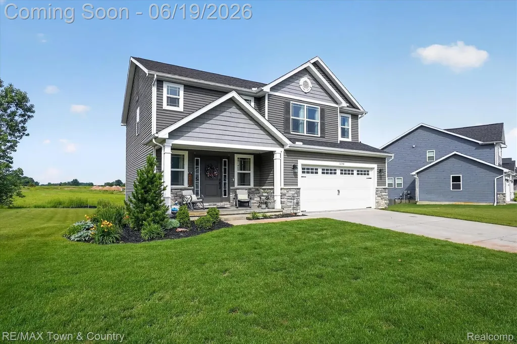 13148 River Rock Pass Fenton Charter Township MI 48451