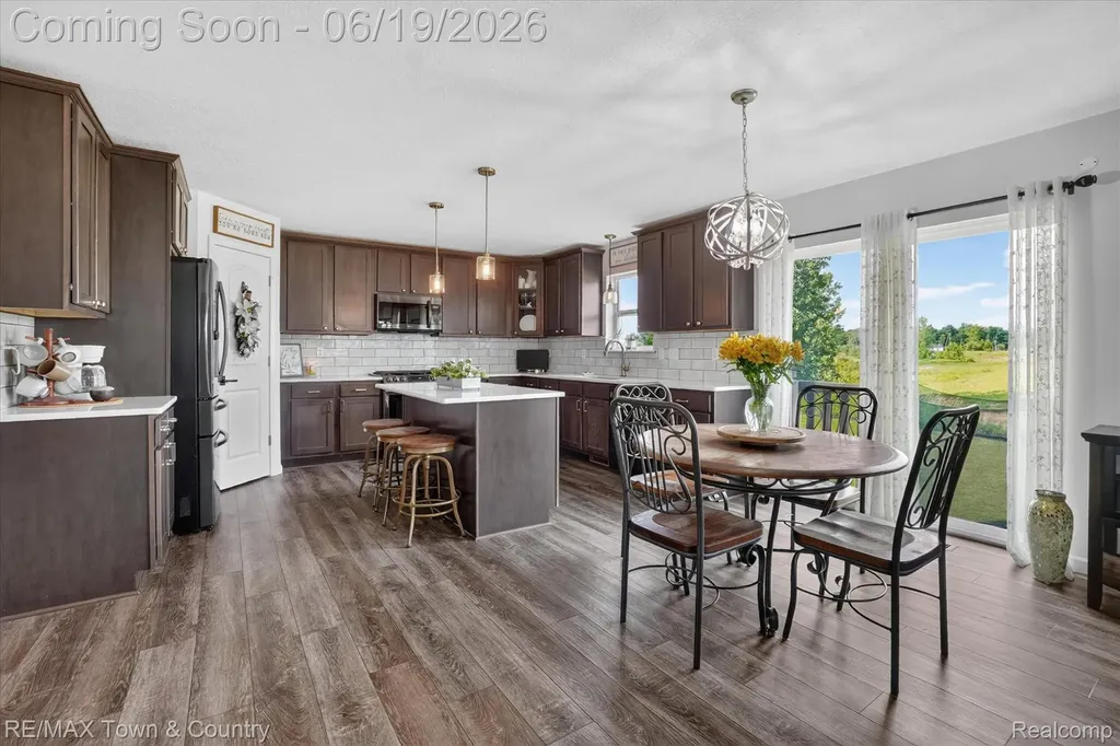 13148 River Rock Pass Fenton Charter Township MI 48451