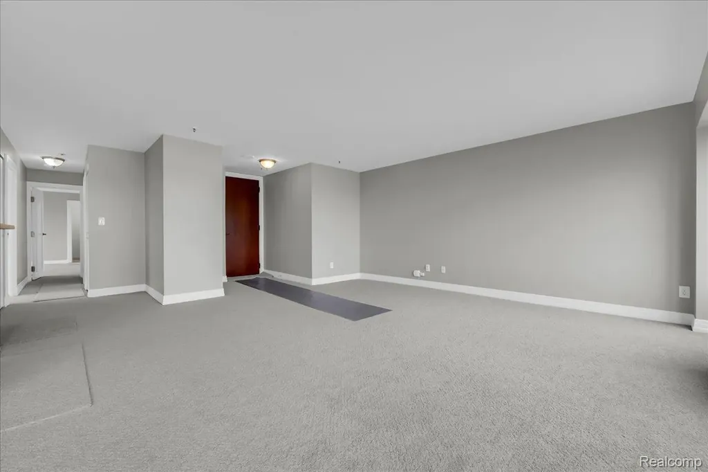 1001 W Jefferson Avenue Detroit City MI 48226