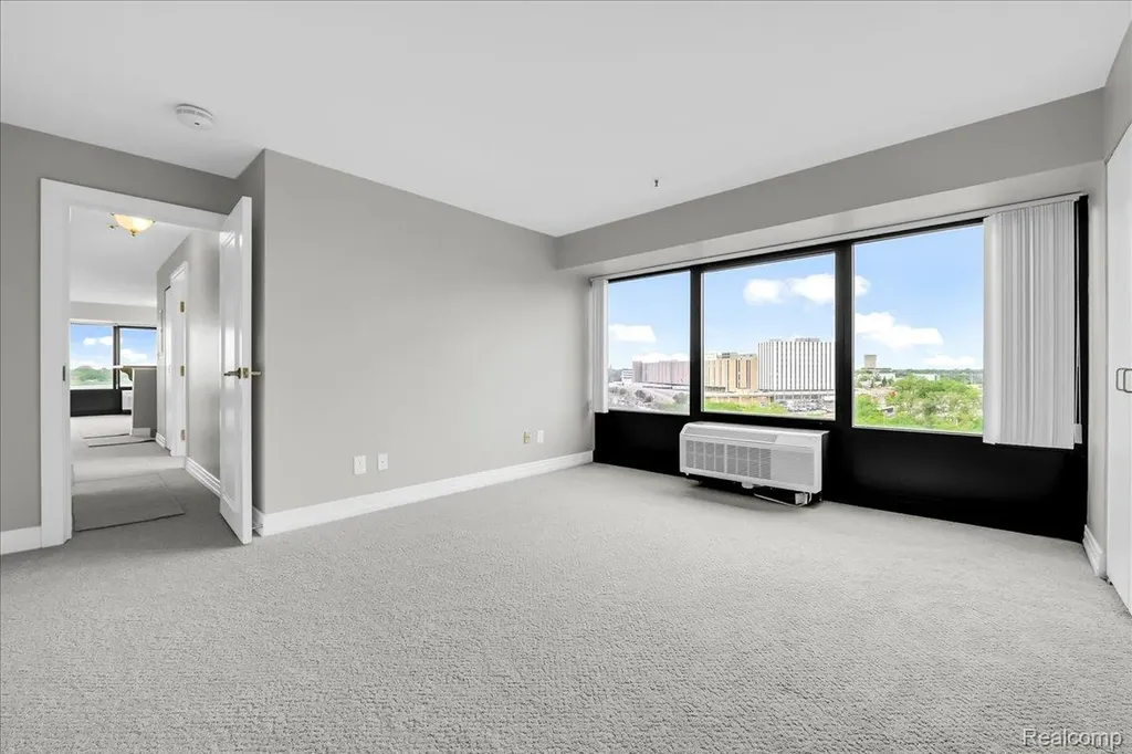 1001 W Jefferson Avenue Detroit City MI 48226