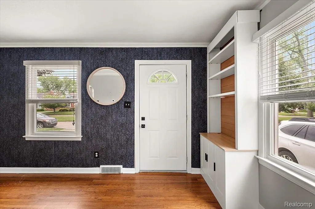 1186 Larkmoor Boulevard Berkley City MI 48072