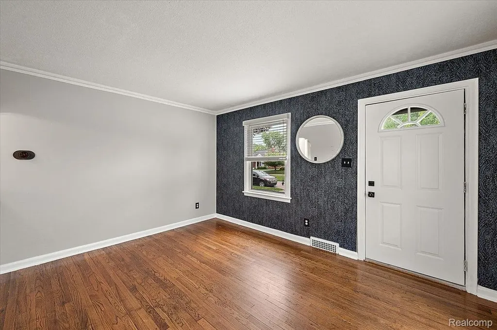 1186 Larkmoor Boulevard Berkley City MI 48072