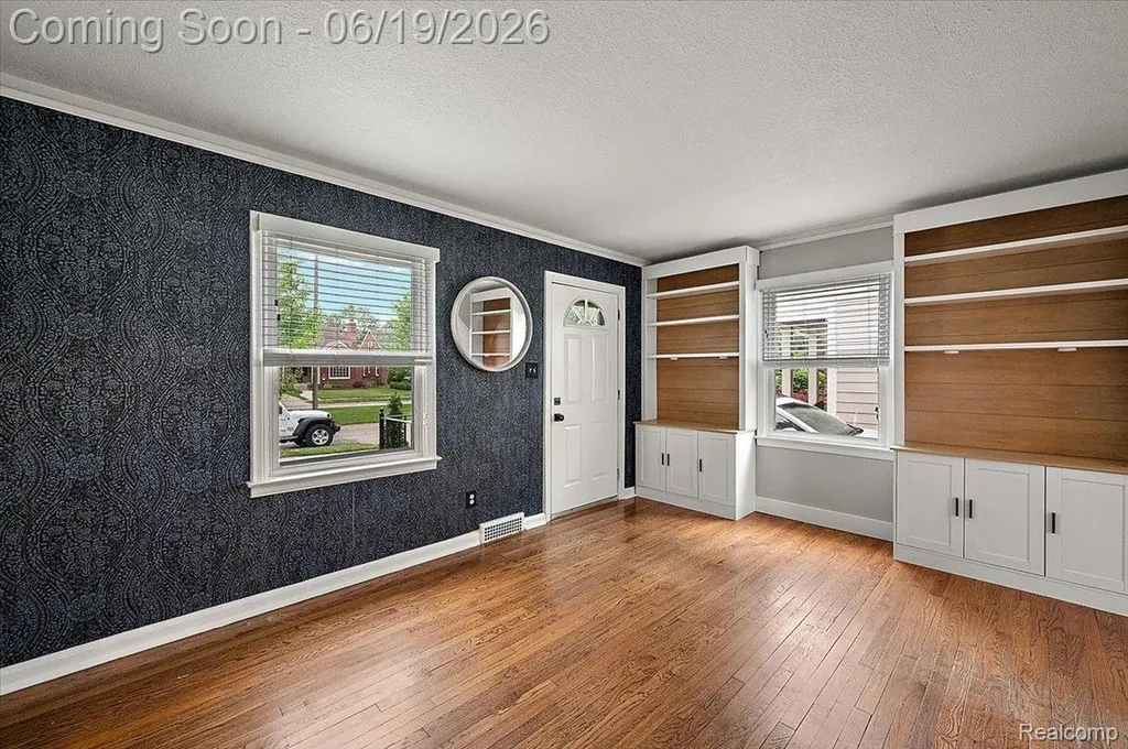 1186 Larkmoor Boulevard Berkley City MI 48072