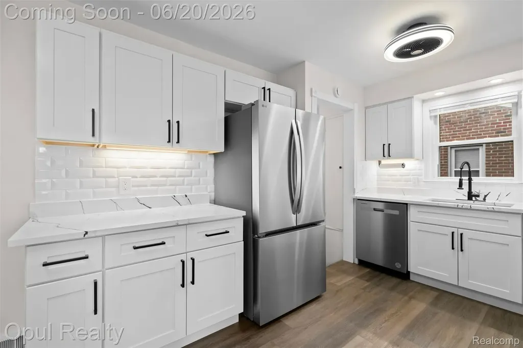 11441 Brookfield Street Livonia City MI 48150